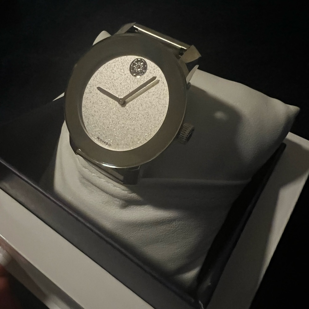 MOVADO Women’s Swiss Bold Evolution Stainless Steel Bracelet Watch 34mm